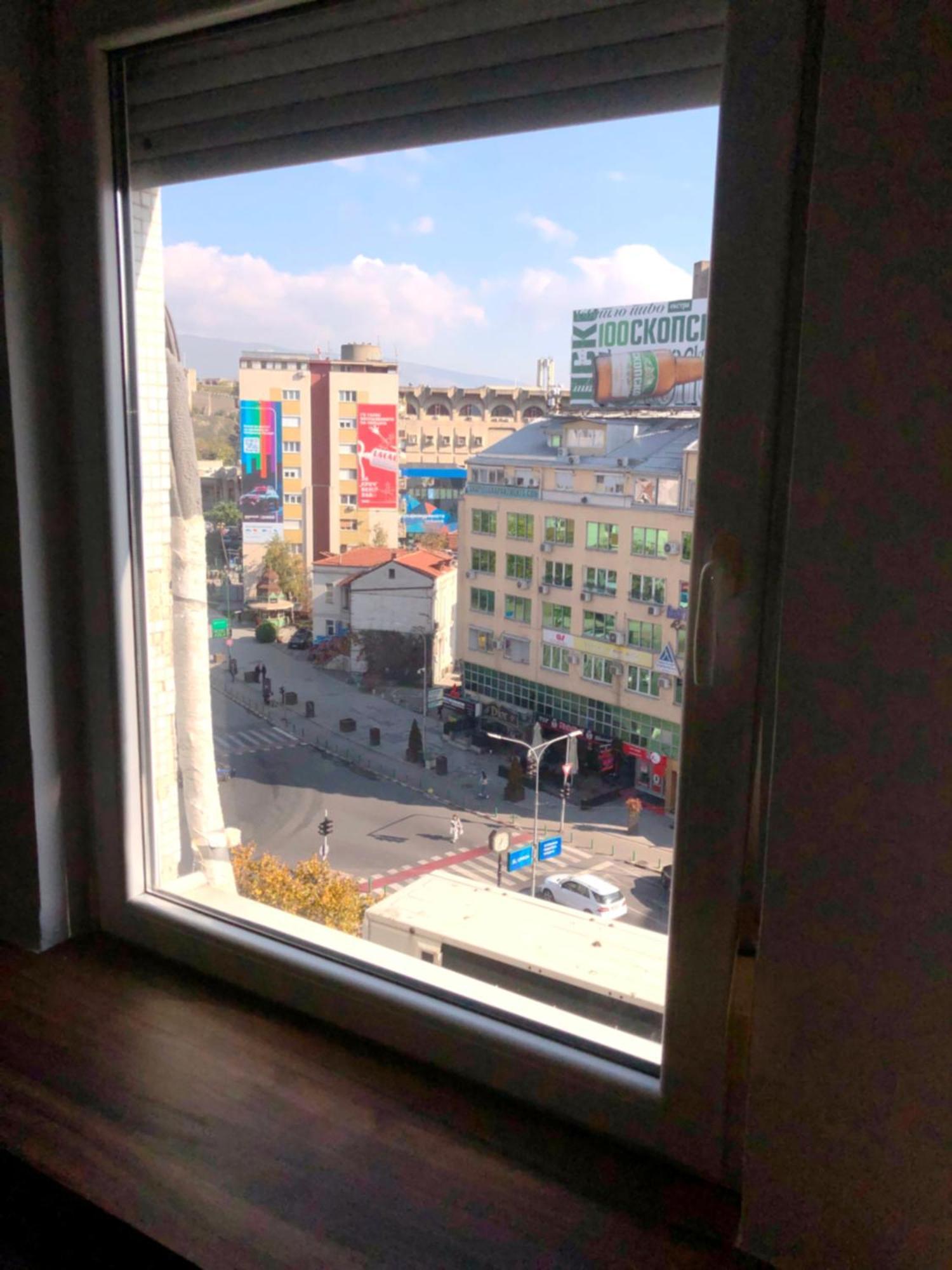 Hotel Room City Square With Great View No Parking Скопье Экстерьер фото